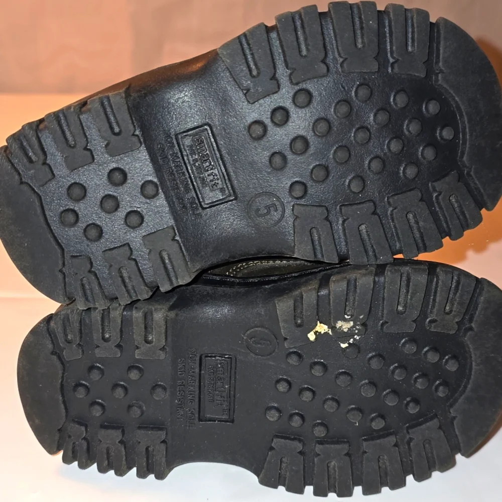 Smart Fit Boys Tie Brown Dress Shoes Size 5
